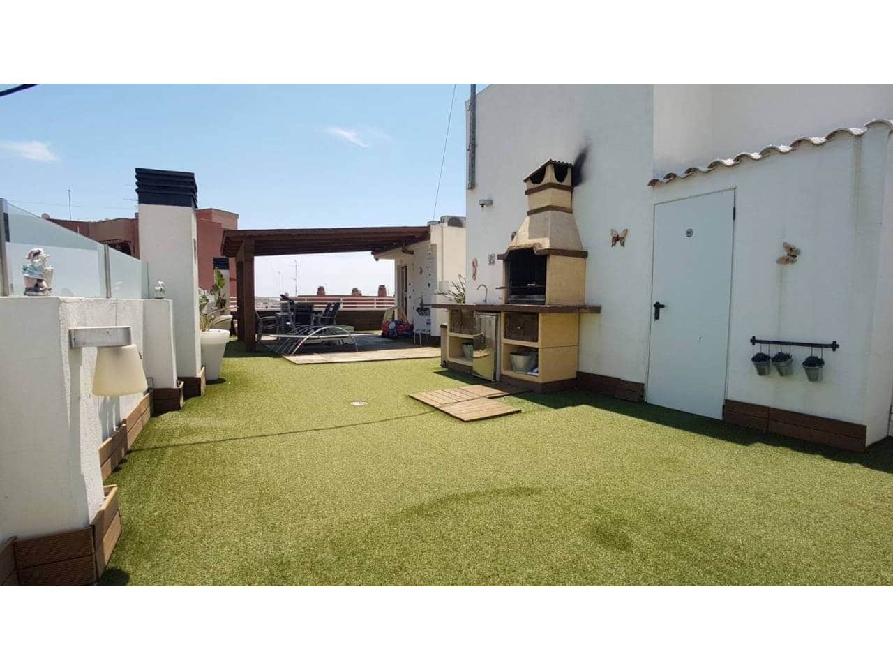 3 slaapkamer Penthouse te huur in Alicante stad met garage - € 1.350 (Ref: 7591834)