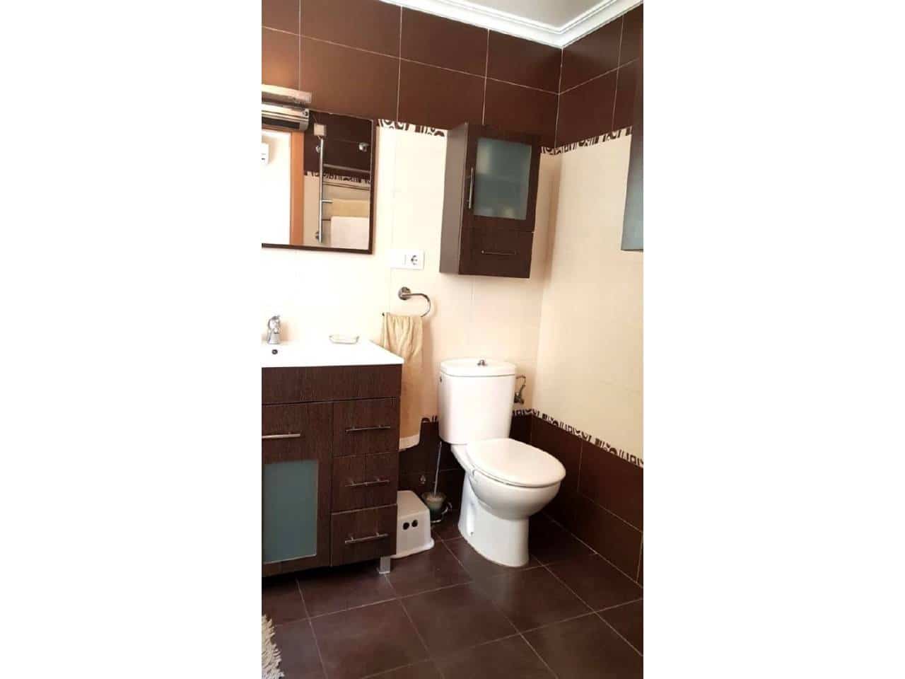 3 slaapkamer Penthouse te huur in Alicante stad met garage - € 1.350 (Ref: 7591834)