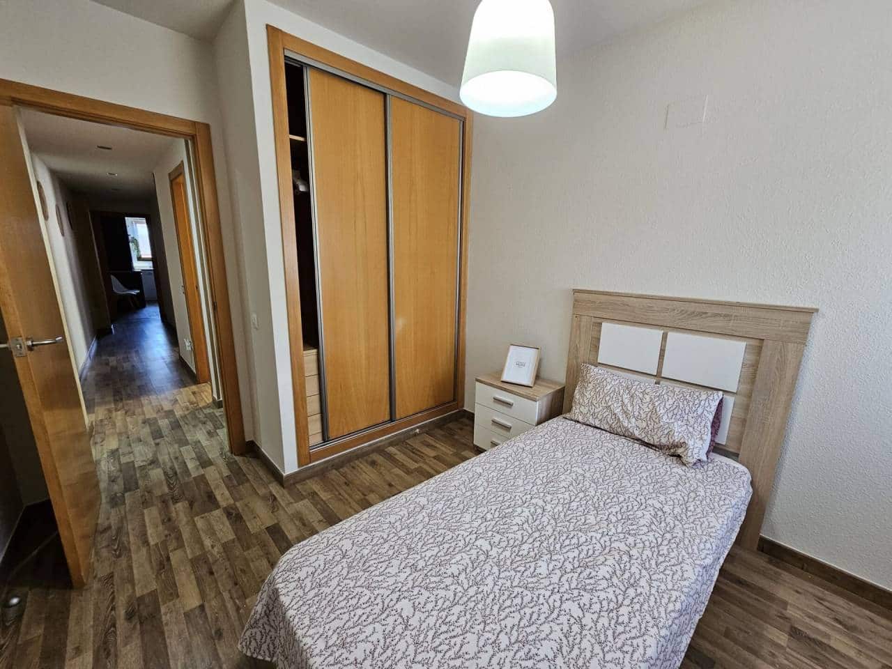 3 slaapkamer Penthouse te huur in Alicante stad met garage - € 1.350 (Ref: 7591834)