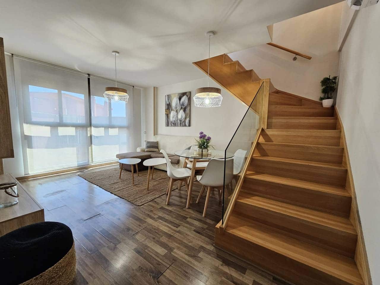 3 slaapkamer Penthouse te huur in Alicante stad met garage - € 1.350 (Ref: 7591834)