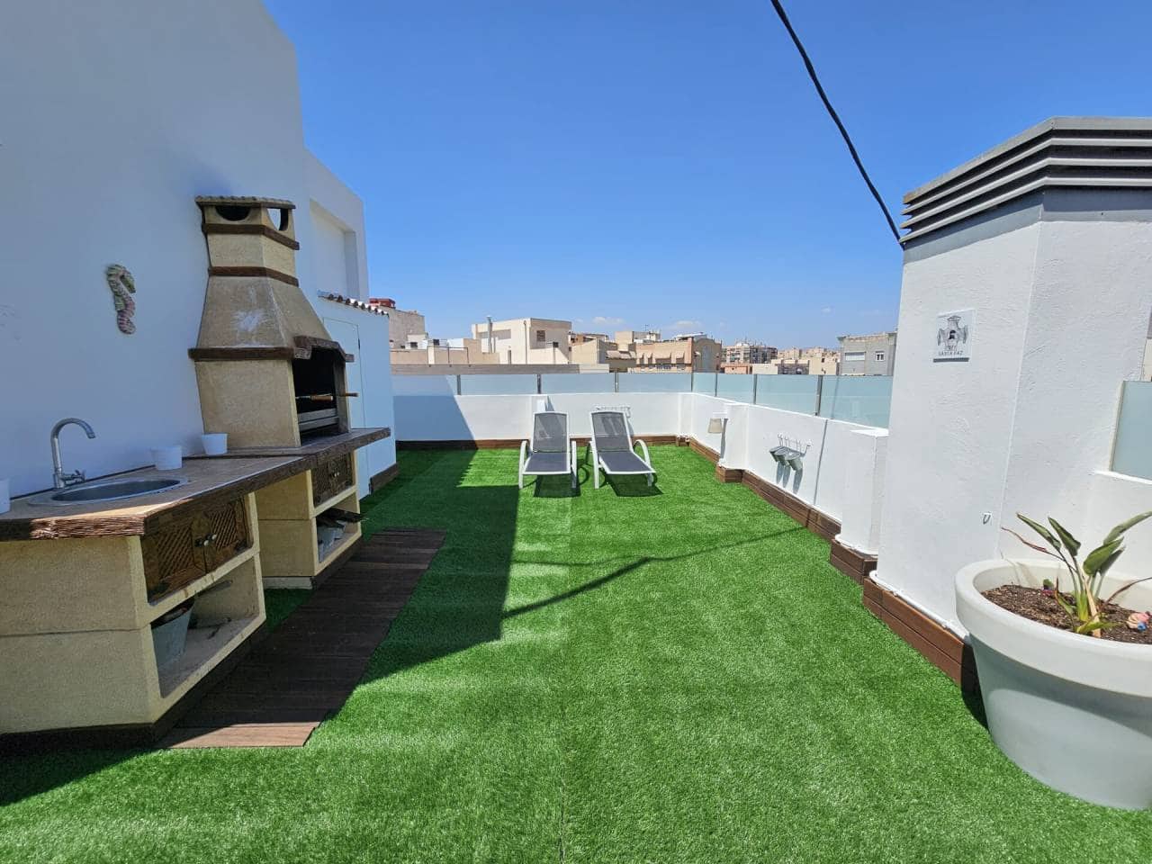 3 slaapkamer Penthouse te huur in Alicante stad met garage - € 1.350 (Ref: 7591834)