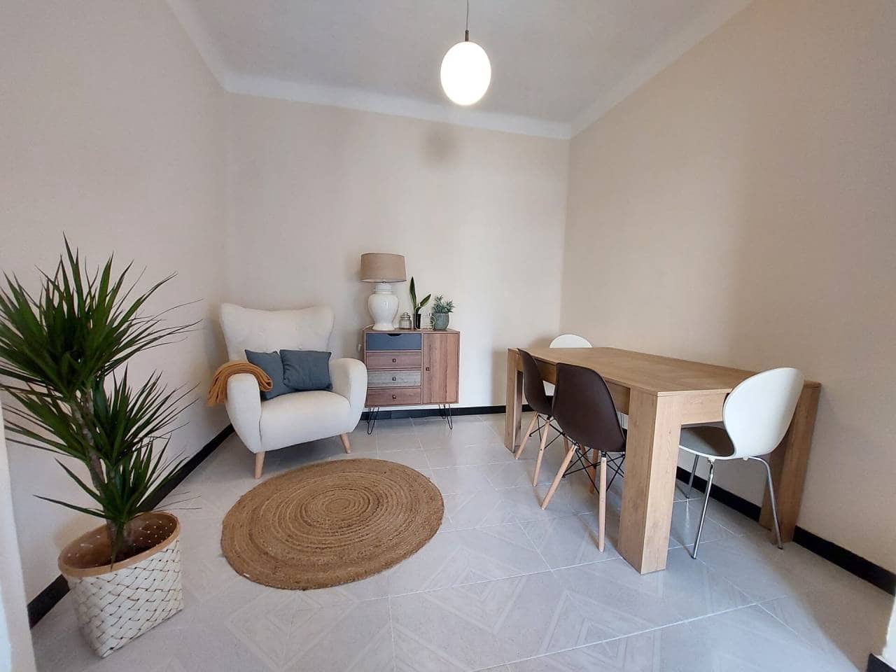 2 Zimmer Wohnung zu vermieten in Alicante / Alacant Stadt - 950 € (Ref: 7703253)
