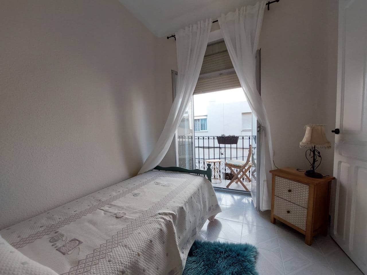 2 Zimmer Wohnung zu vermieten in Alicante / Alacant Stadt - 950 € (Ref: 7703253)