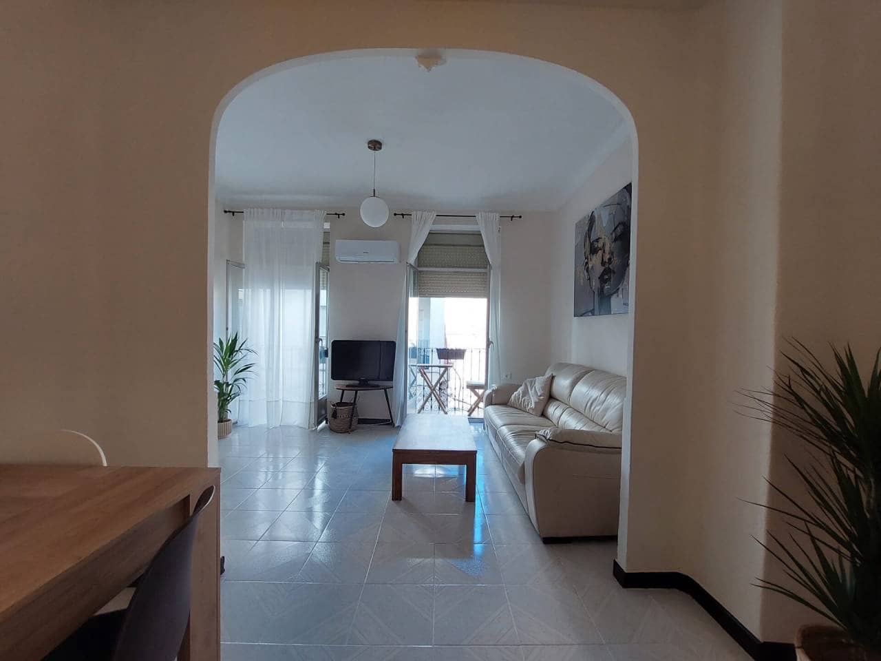 2 Zimmer Wohnung zu vermieten in Alicante / Alacant Stadt - 950 € (Ref: 7703253)
