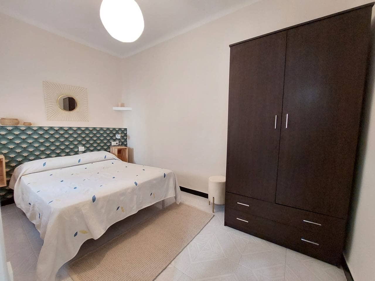 2 Zimmer Wohnung zu vermieten in Alicante / Alacant Stadt - 950 € (Ref: 7703253)