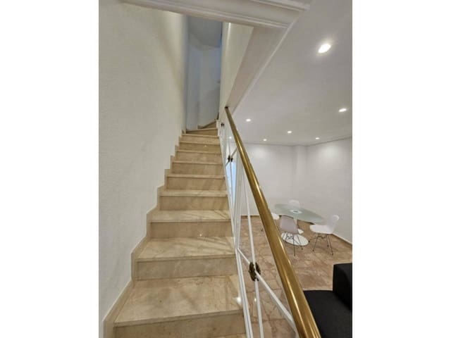 3 quarto Bungalow para arrendar em Cabo de las Huertas, Alicante cidade com piscina garagem - 1 450 € (Ref: 7724860)