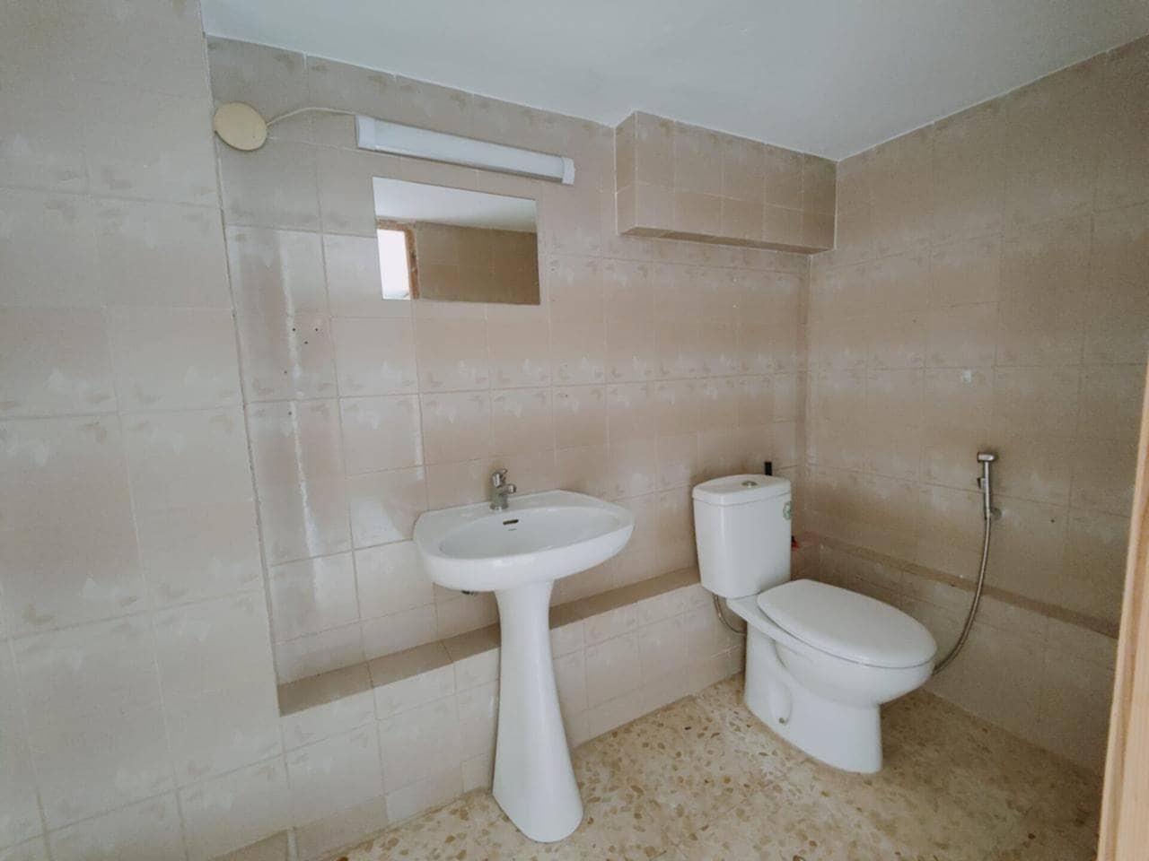 3 bedroom Bungalow for rent in Cabo de las Huertas with pool garage - € 1,450 (Ref: 7724860)