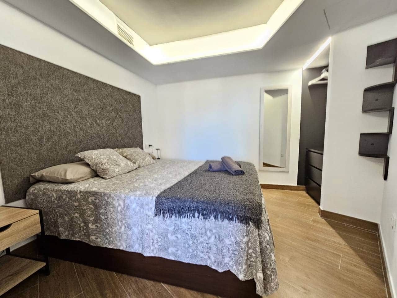 2 Zimmer Wohnung zu vermieten in Alicante / Alacant Stadt - 1.200 € (Ref: 7813772)