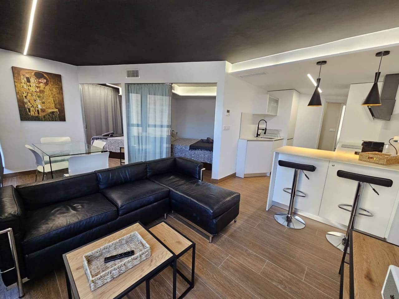 2 Zimmer Wohnung zu vermieten in Alicante / Alacant Stadt - 1.200 € (Ref: 7813772)