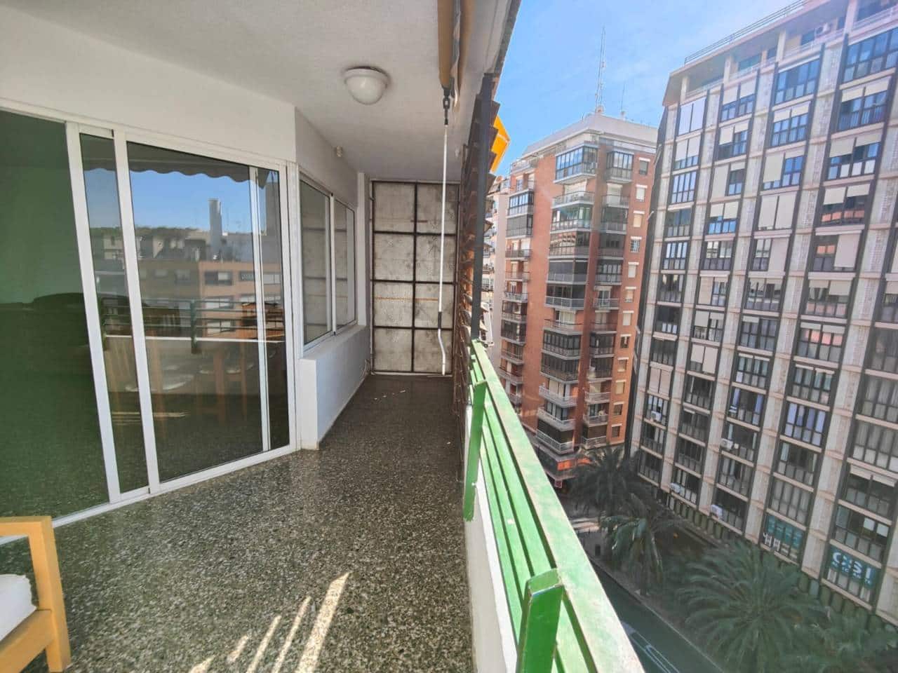 3 camera da letto Appartamento da affittare in Alicante citta - 1.200 € (Rif: 7818884)