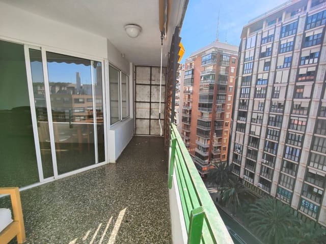 3 soverom Leilighet til leie i Alicante by - € 1 200 (Ref: 7818884)