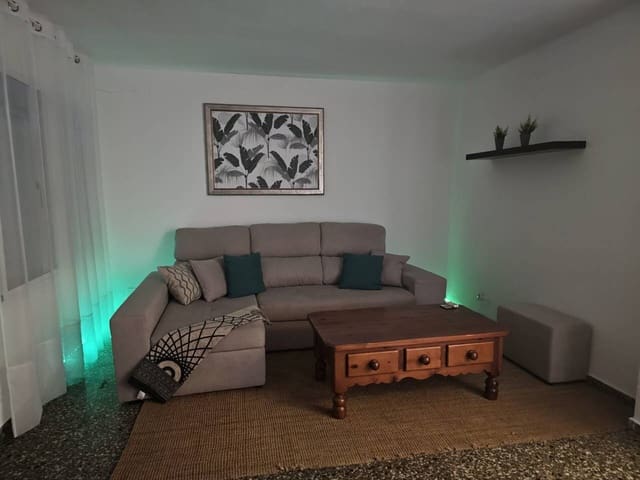 3 soverom Leilighet til leie i Alicante by - € 1 200 (Ref: 7818884)