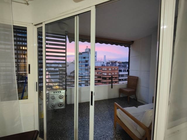 3 soverom Leilighet til leie i Alicante by - € 1 200 (Ref: 7818884)