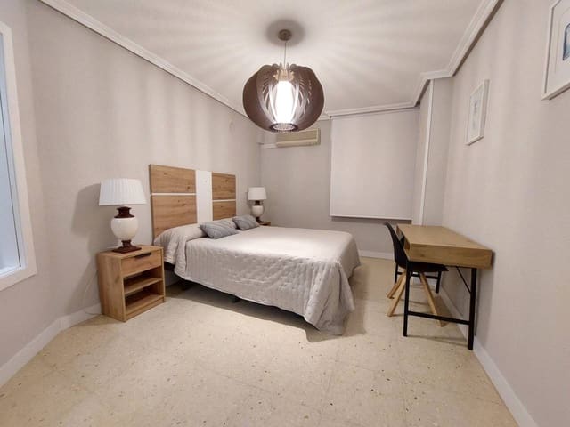 3 soveværelse Lejlighed til leje i Alicante by - € 1.400 (Ref: 7882325)