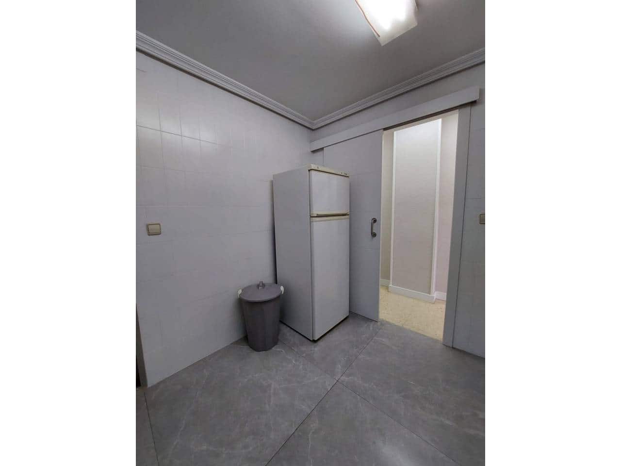 3 soveværelse Lejlighed til leje i Alicante by - € 1.400 (Ref: 7882325)