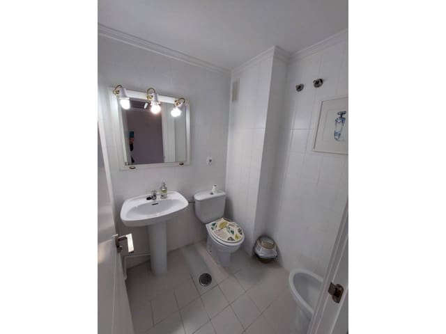 3 soveværelse Lejlighed til leje i Alicante by - € 1.400 (Ref: 7882325)