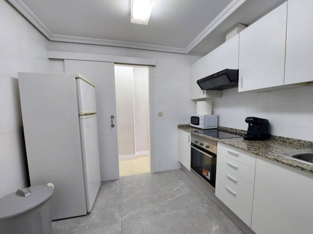 3 soveværelse Lejlighed til leje i Alicante by - € 1.400 (Ref: 7882325)