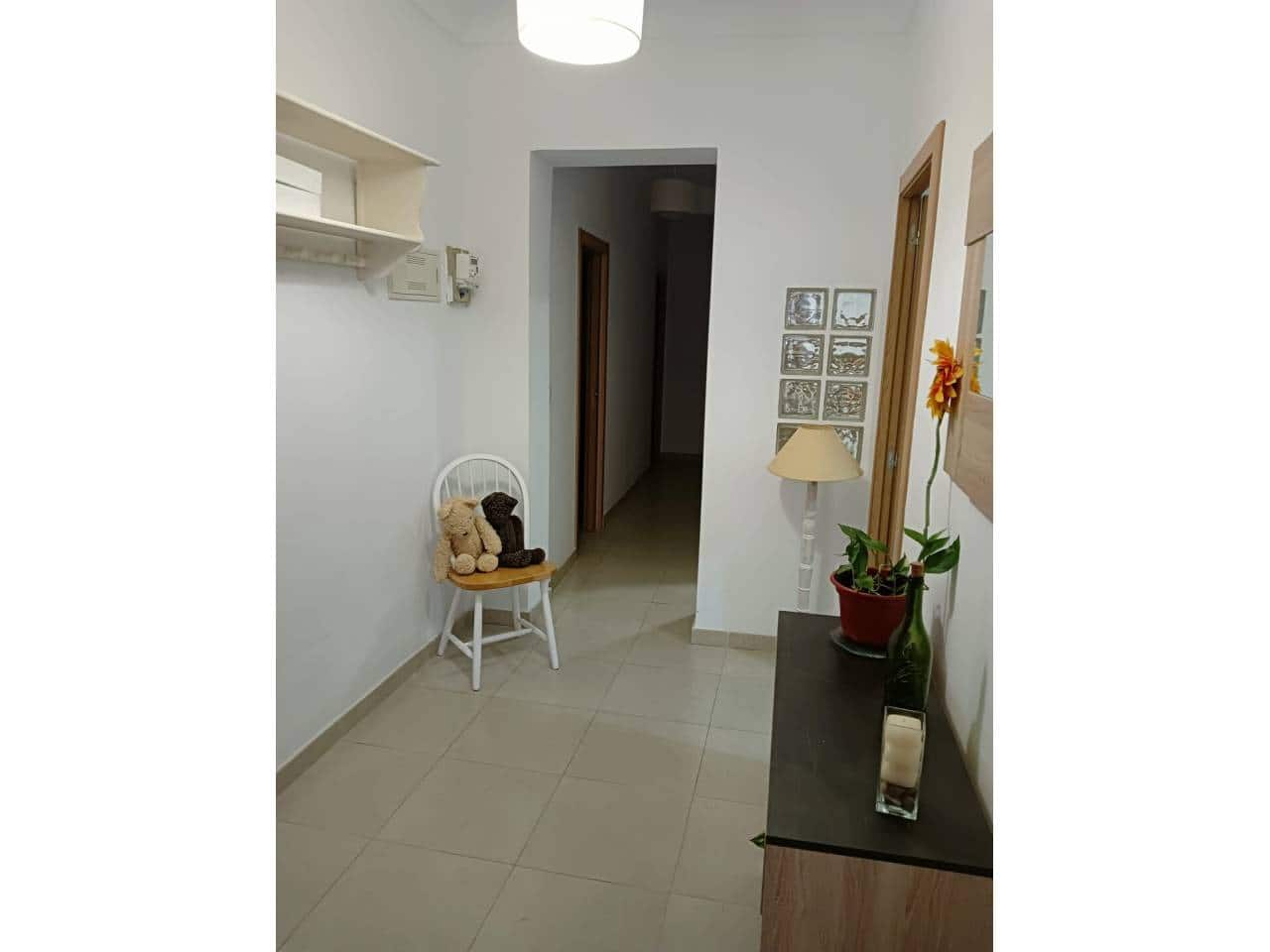 3 Zimmer Wohnung zu vermieten in Alicante / Alacant Stadt - 950 € (Ref: 7917991)