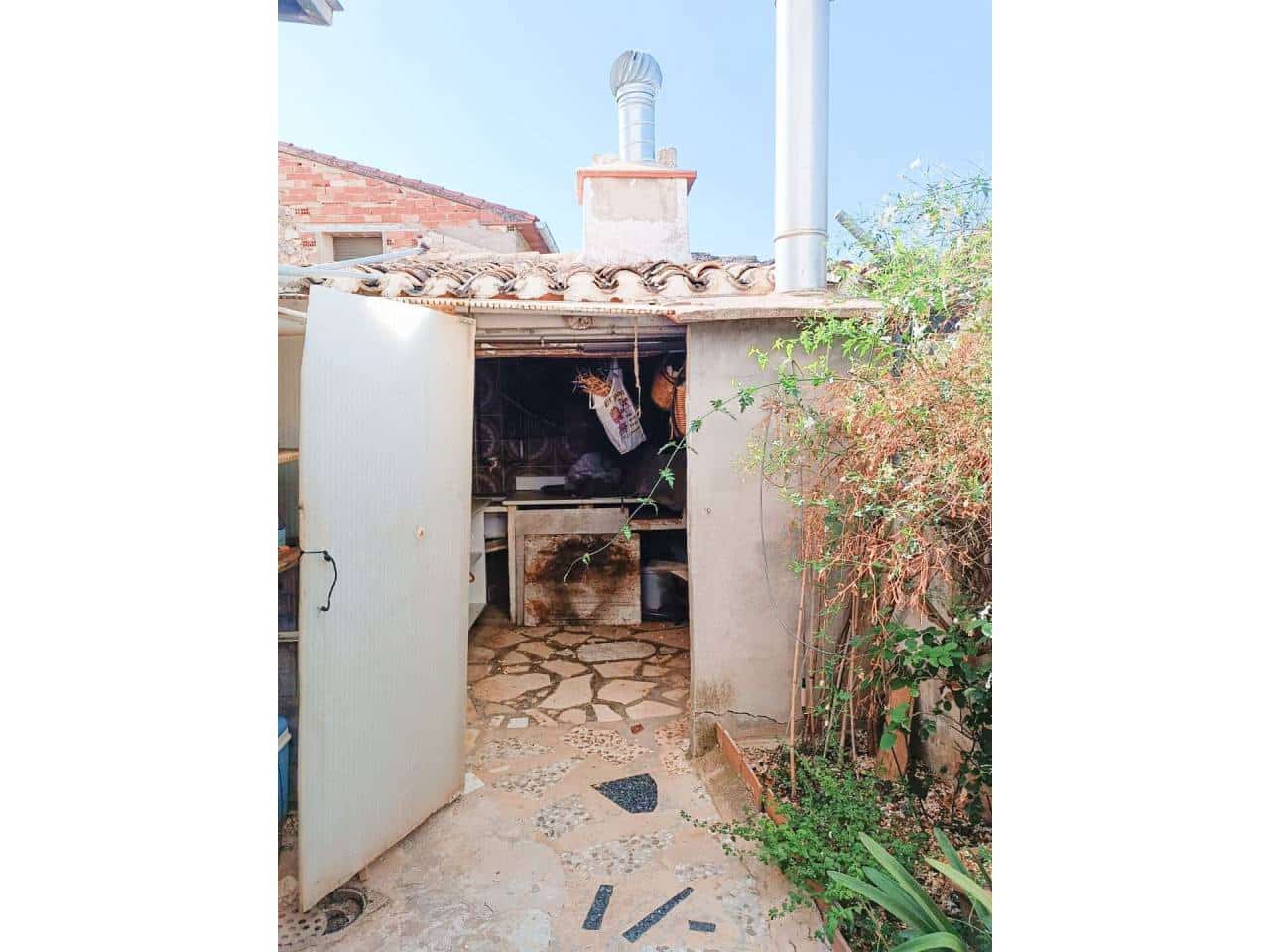 7 soveværelse Villa til salg i Confrides - € 235.000 (Ref: 8011176)