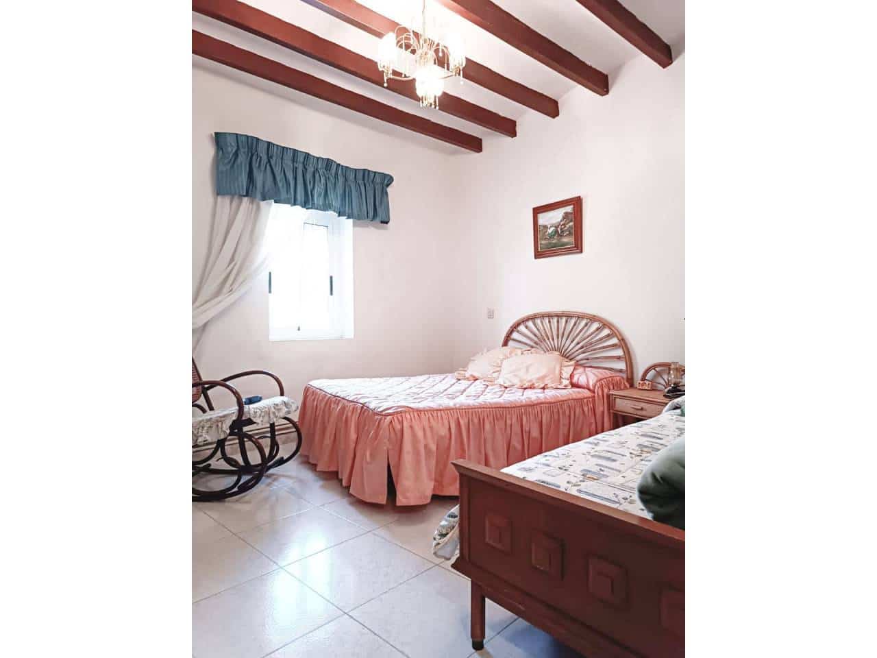 7 soveværelse Villa til salg i Confrides - € 235.000 (Ref: 8011176)