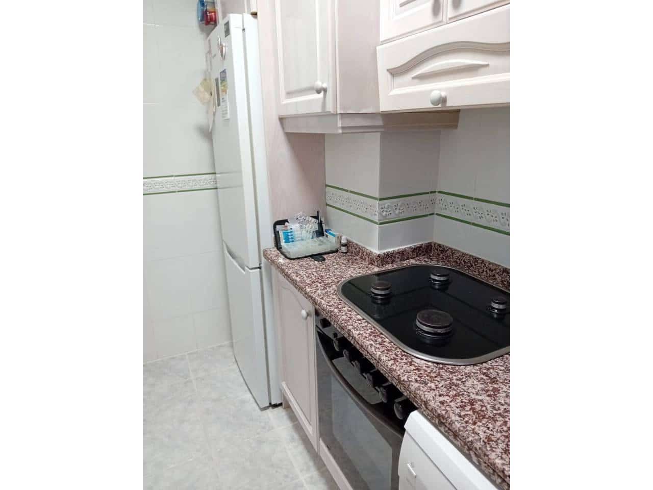 3 soverom Leilighet til leie i Alicante by - € 900 (Ref: 8178518)