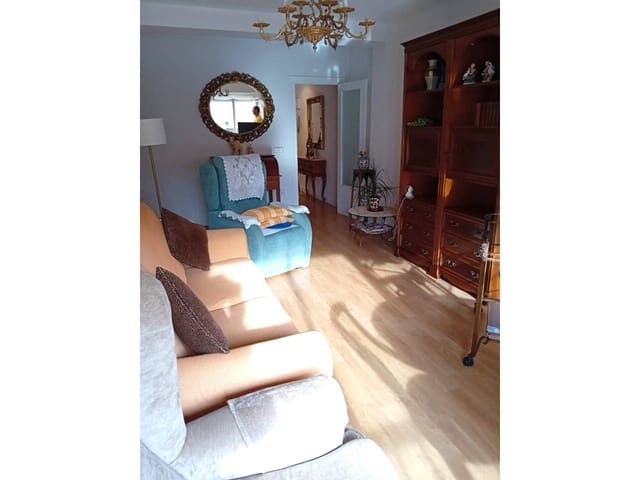 3 soverom Leilighet til leie i Alicante by - € 900 (Ref: 8178518)