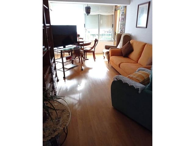 3 soverom Leilighet til leie i Alicante by - € 900 (Ref: 8178518)