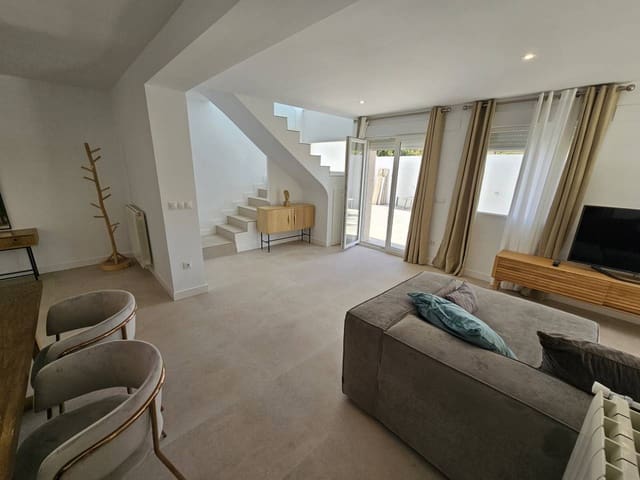 Chalet de 4 habitaciones en Cabo de las Huertas, Alicante / Alacant ciudad en alquiler con piscina garaje - 3.400 € (Ref: 8238359)