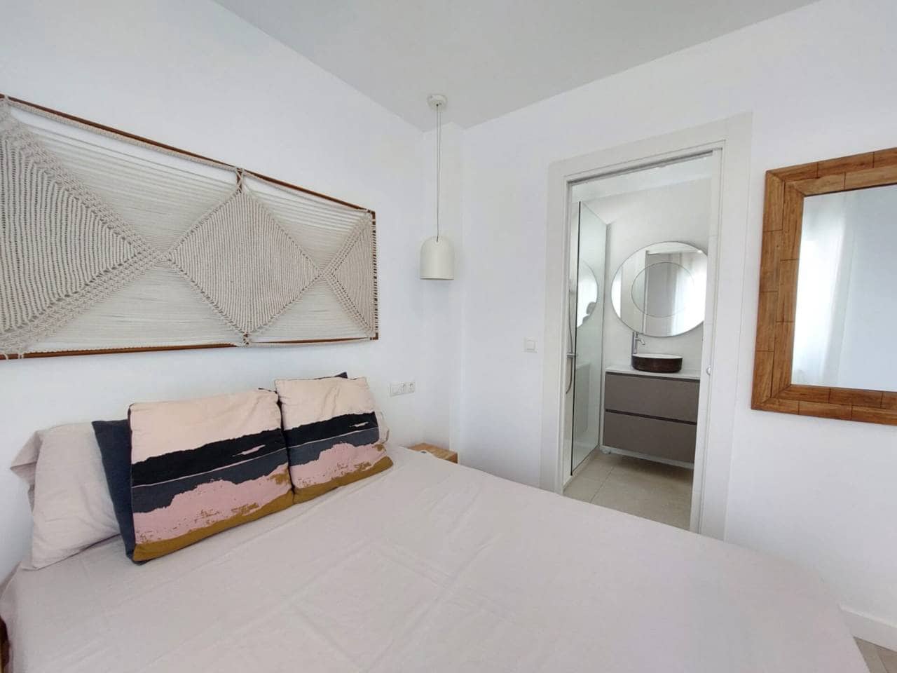 Chalet de 4 habitaciones en Cabo de las Huertas en alquiler con piscina garaje - 3.400 € (Ref: 8238359)