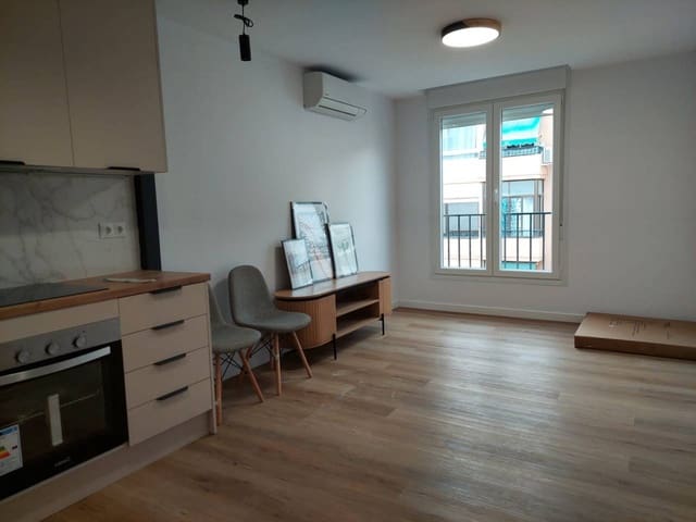 1 sypialnia Mieszkanie do wynajęcia w Miasto Alicante / Alacant - 975 € (Ref: 8278419)