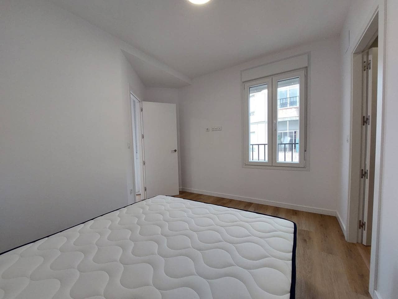 1 soveværelse Lejlighed til leje i Alicante by - € 890 (Ref: 8278420)