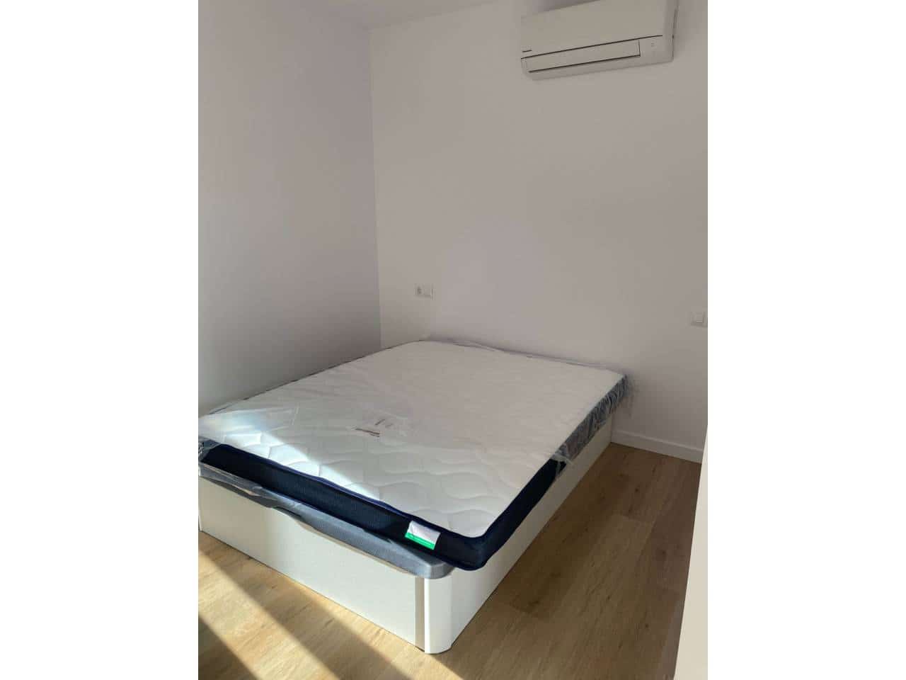 1 soveværelse Lejlighed til leje i Alicante by - € 890 (Ref: 8278420)