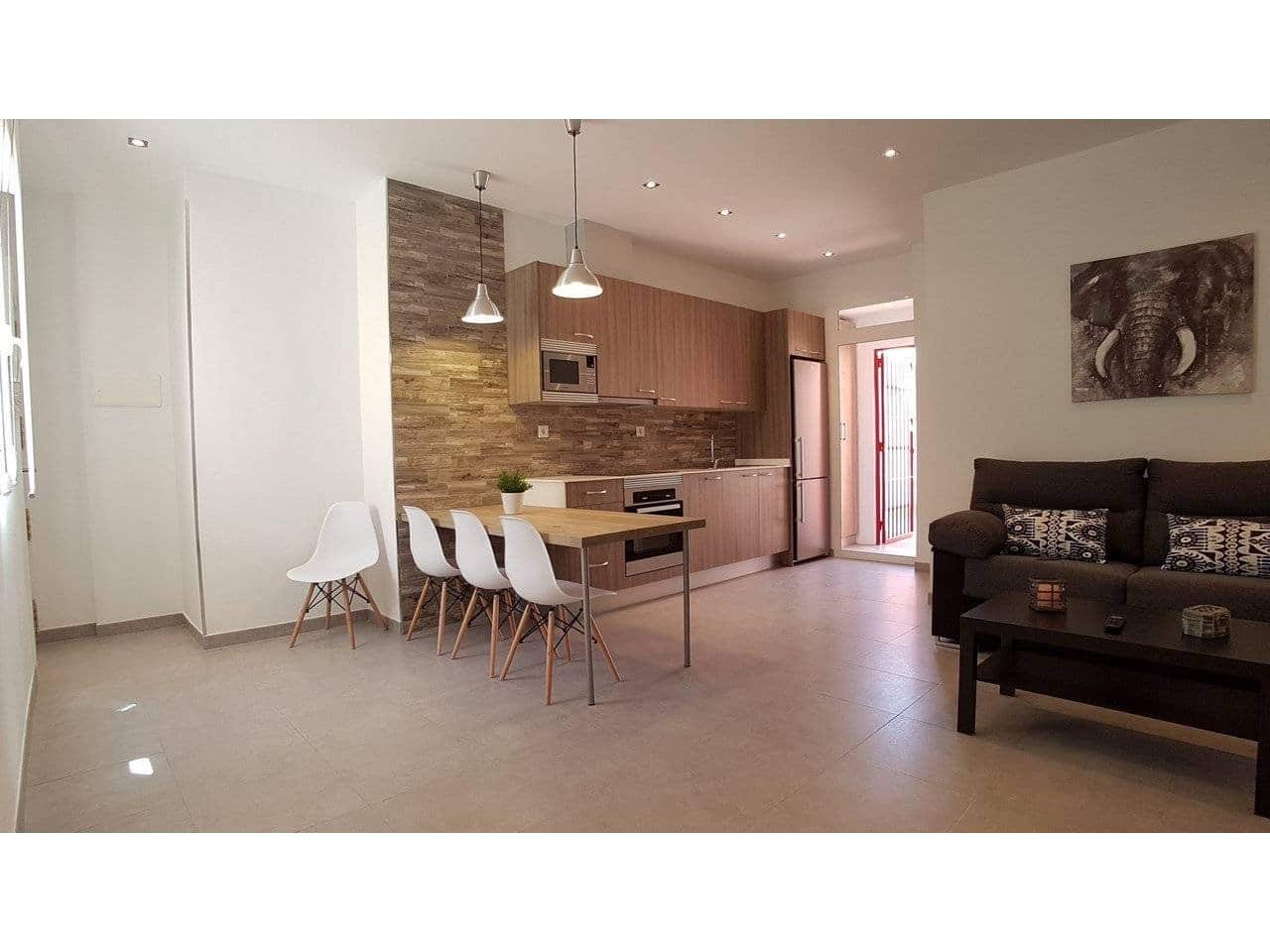 1 makuuhuone Asunto vuokrattavana paikassa Alicante kaupunki - 900 € (Ref: 8465929)