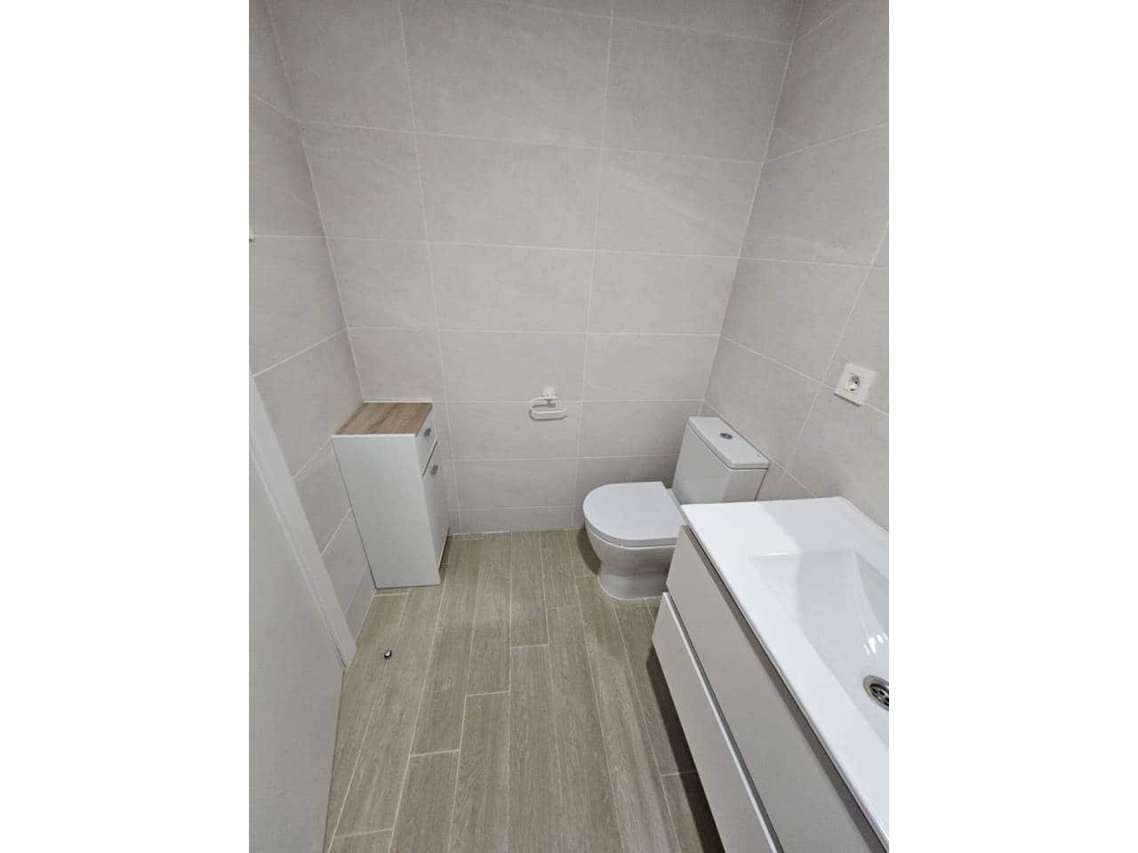 3 bedroom Flat for rent in Alicante / Alacant city with garage - € 1,500 (Ref: 8478802)