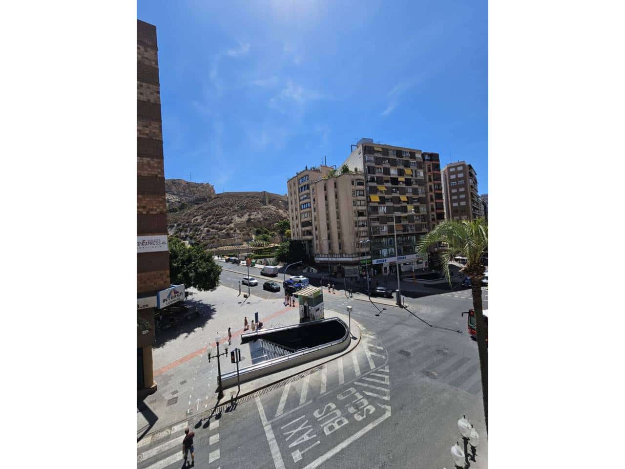 3 bedroom Flat for rent in Alicante / Alacant city with garage - € 1,500 (Ref: 8478802)