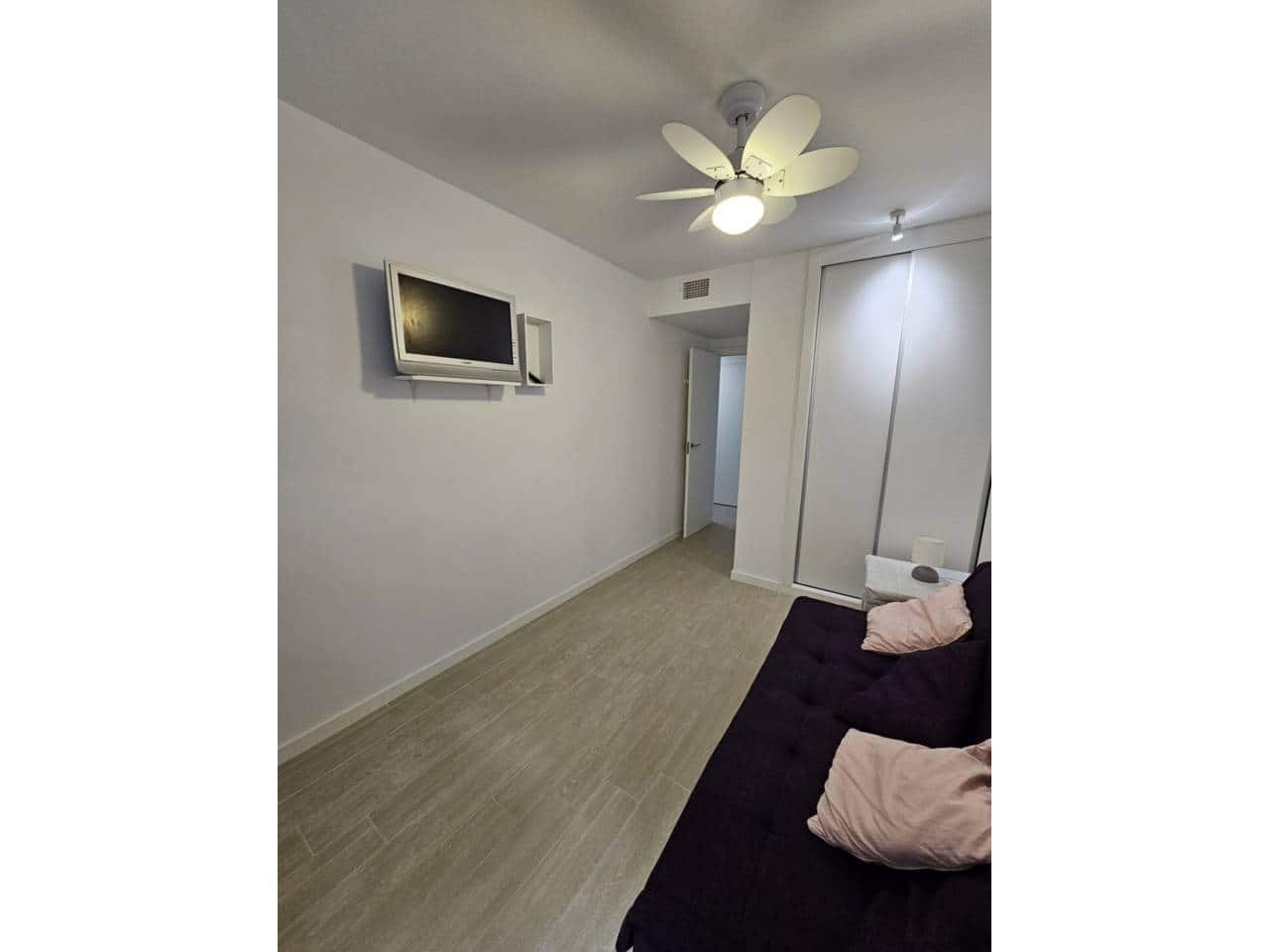 3 bedroom Flat for rent in Alicante / Alacant city with garage - € 1,500 (Ref: 8478802)