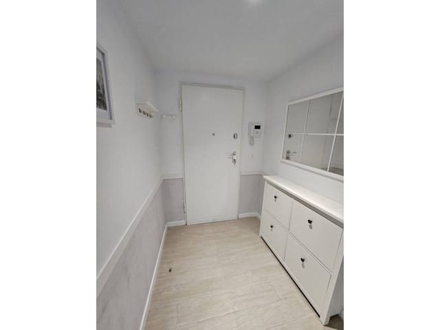 3 bedroom Flat for rent in Alicante / Alacant city with garage - € 1,500 (Ref: 8478802)