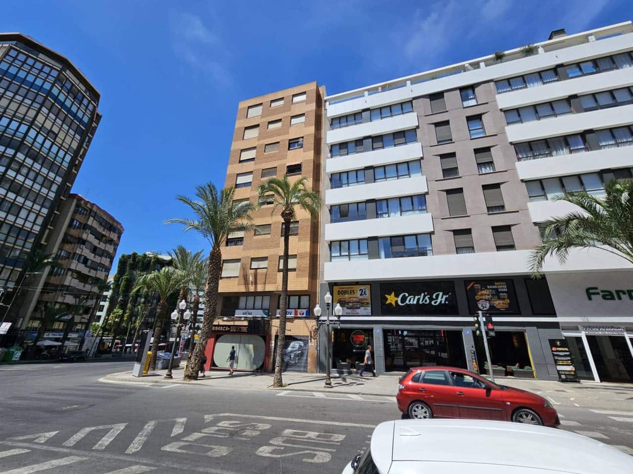 3 bedroom Flat for rent in Alicante / Alacant city with garage - € 1,500 (Ref: 8478802)