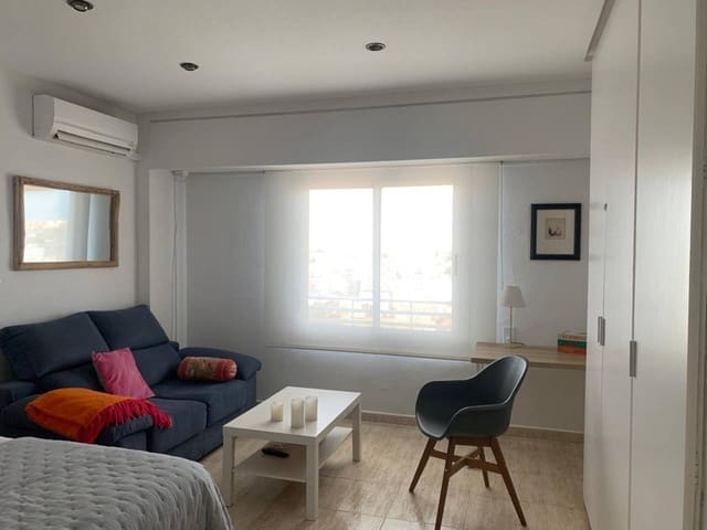 Studio til leje i Alicante by - € 800 (Ref: 8591919)