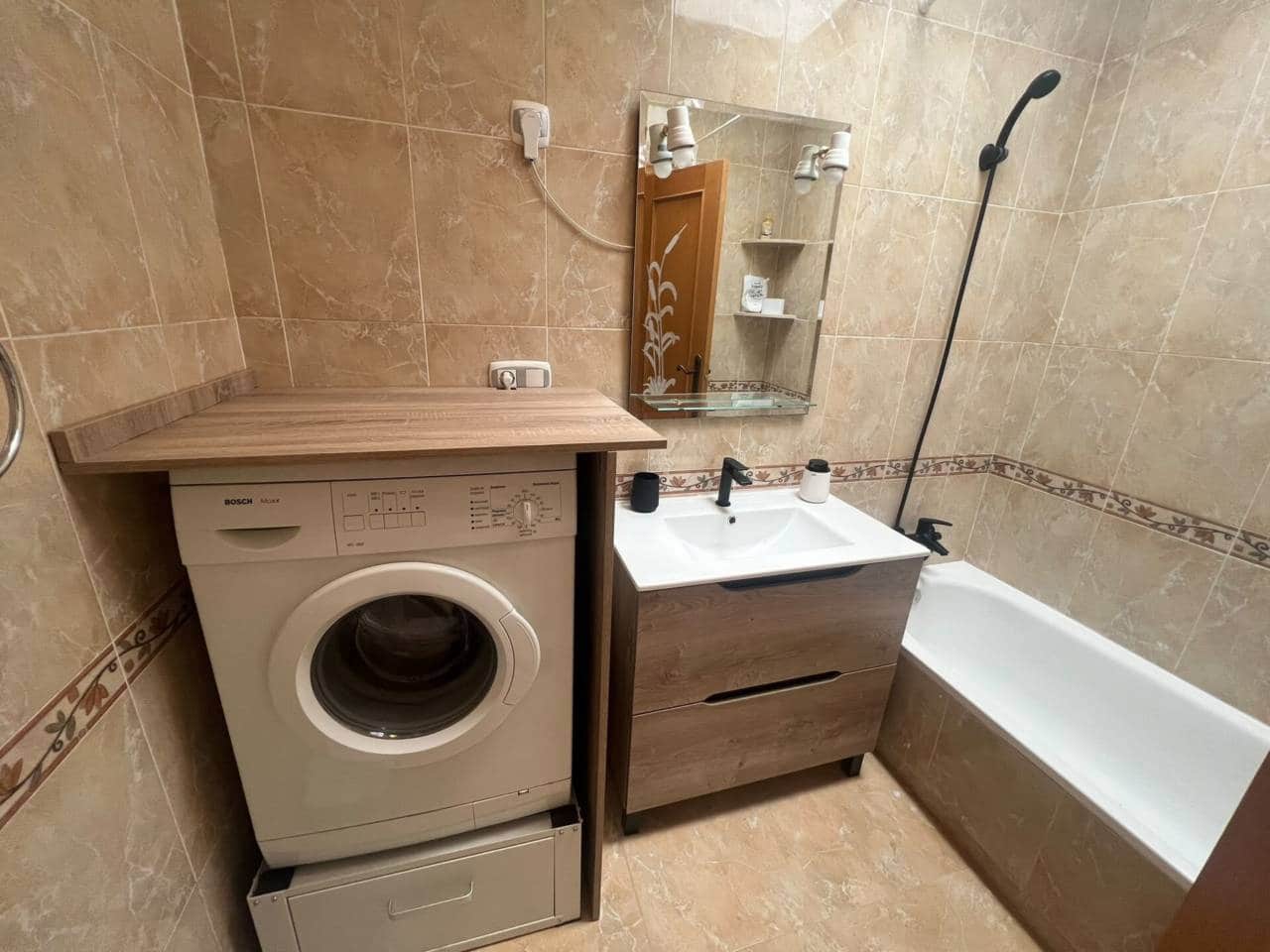 2 bedroom Bungalow for rent in Muchamiel / Mutxamel with pool garage - € 1,300 (Ref: 8658099)