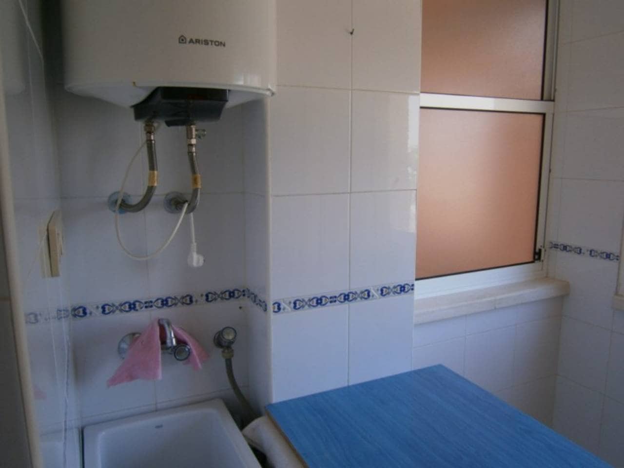 1 soveværelse Lejlighed til leje i Alicante by med swimmingpool garage - € 1.300 (Ref: 8975579)