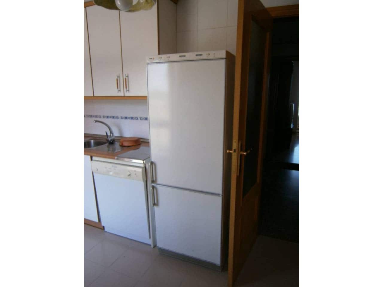 1 soveværelse Lejlighed til leje i Alicante by med swimmingpool garage - € 1.300 (Ref: 8975579)