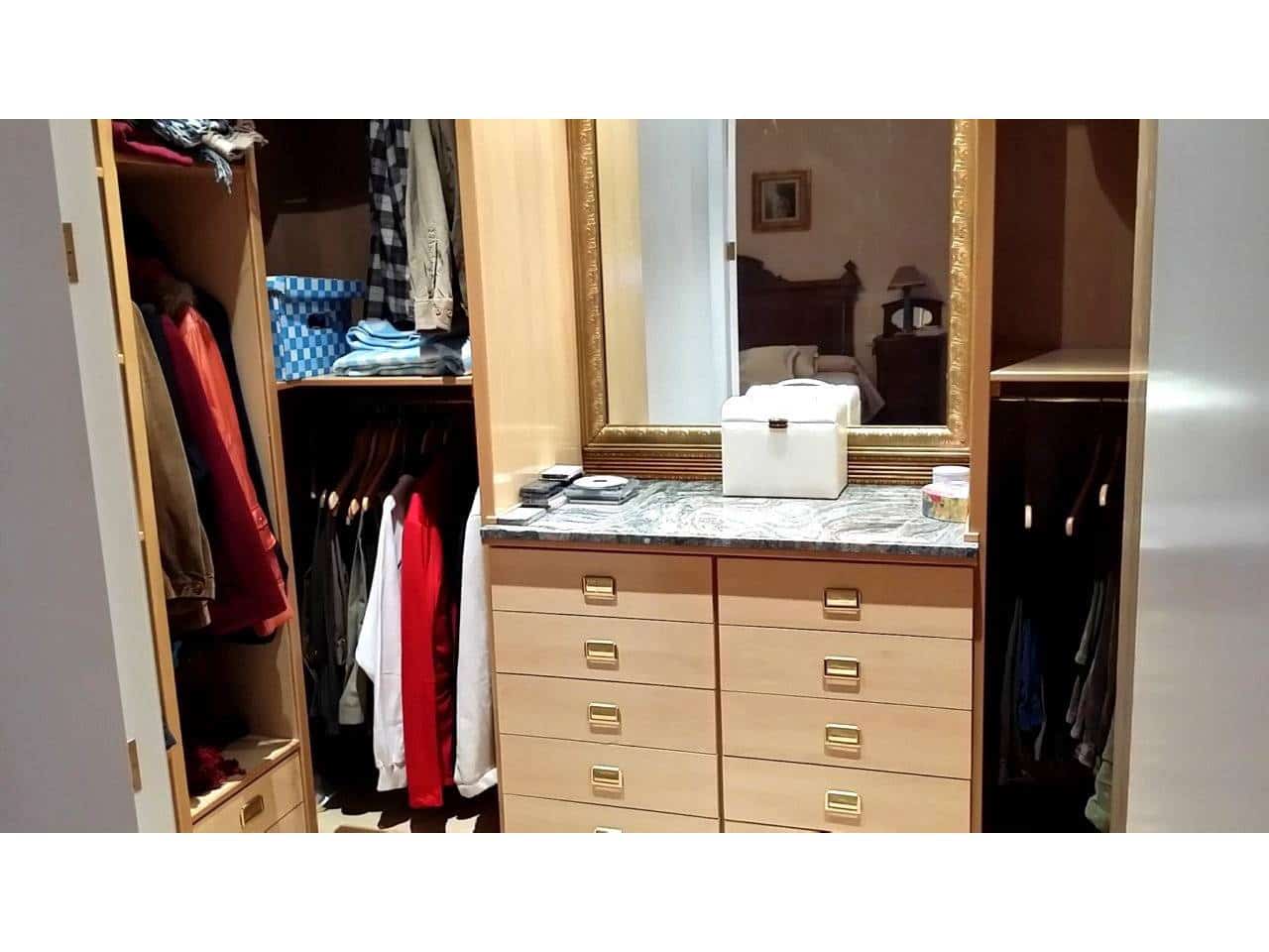 5 bedroom Villa for sale in Elda with pool garage - € 890,000 (Ref: 9084834)