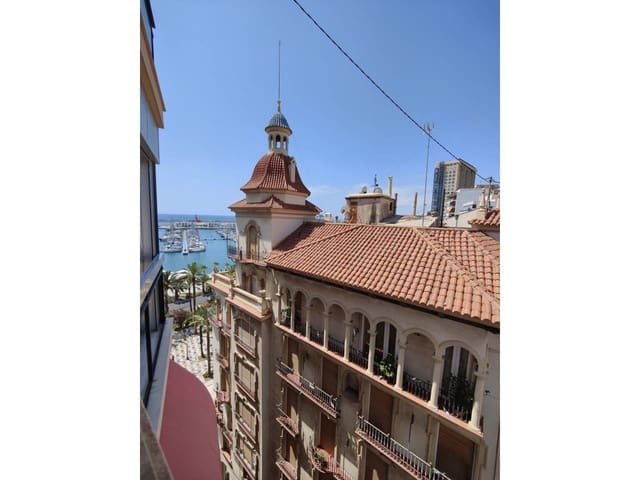 2 soveværelse Lejlighed til leje i Alicante by - € 1.300 (Ref: 9115655)