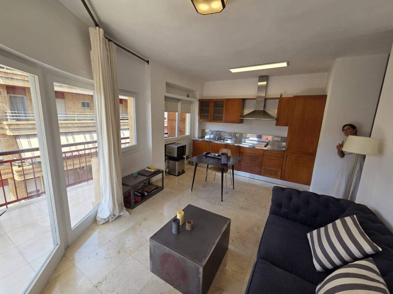 1 slaapkamer Flat te huur in Alicante stad - € 1.300 (Ref: 9118479)