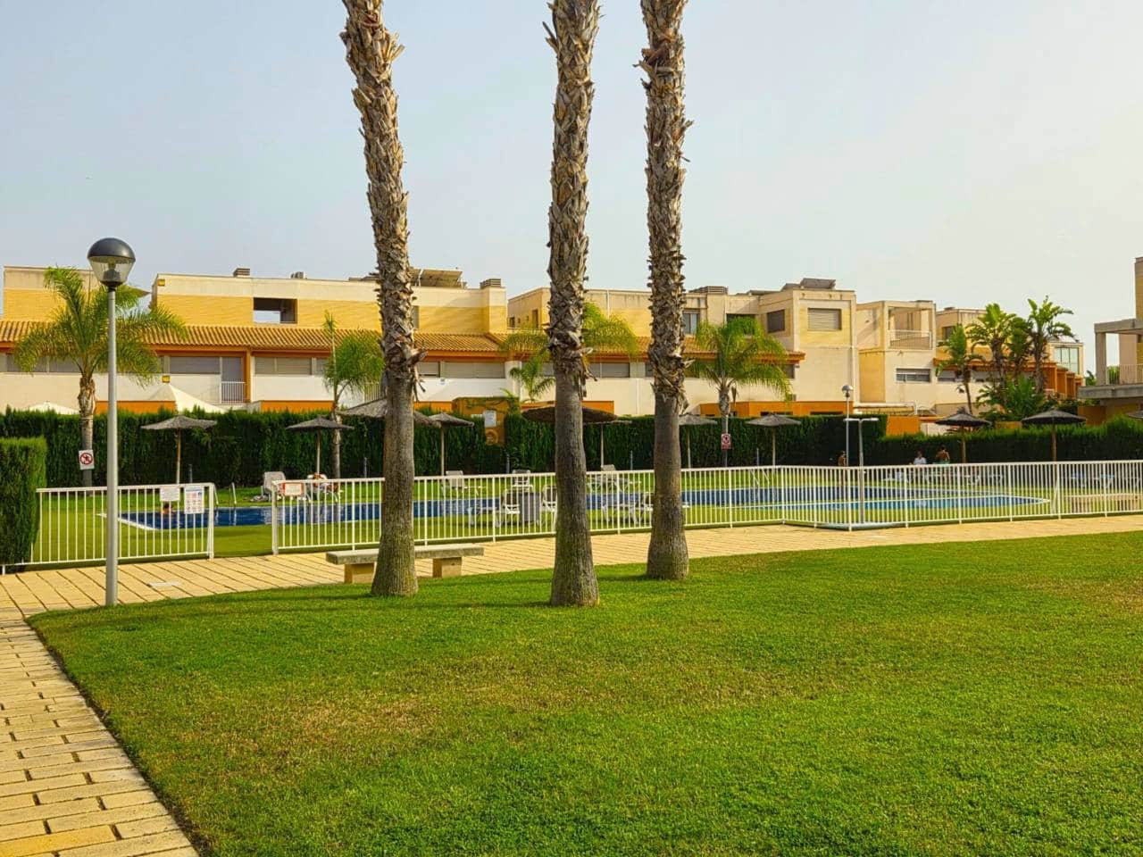 2 soverom Leilighet til salgs i Playa de San Juan med svømmebasseng garasje - € 350 000 (Ref: 9249449)