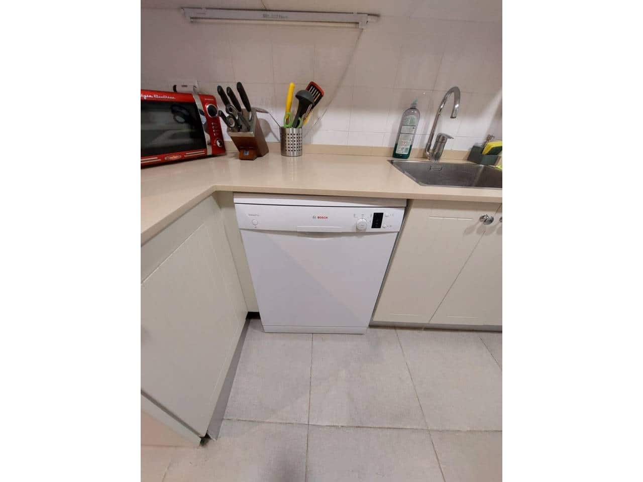 2 soveværelse Lejlighed til leje i Alicante by - € 1.650 (Ref: 9290033)