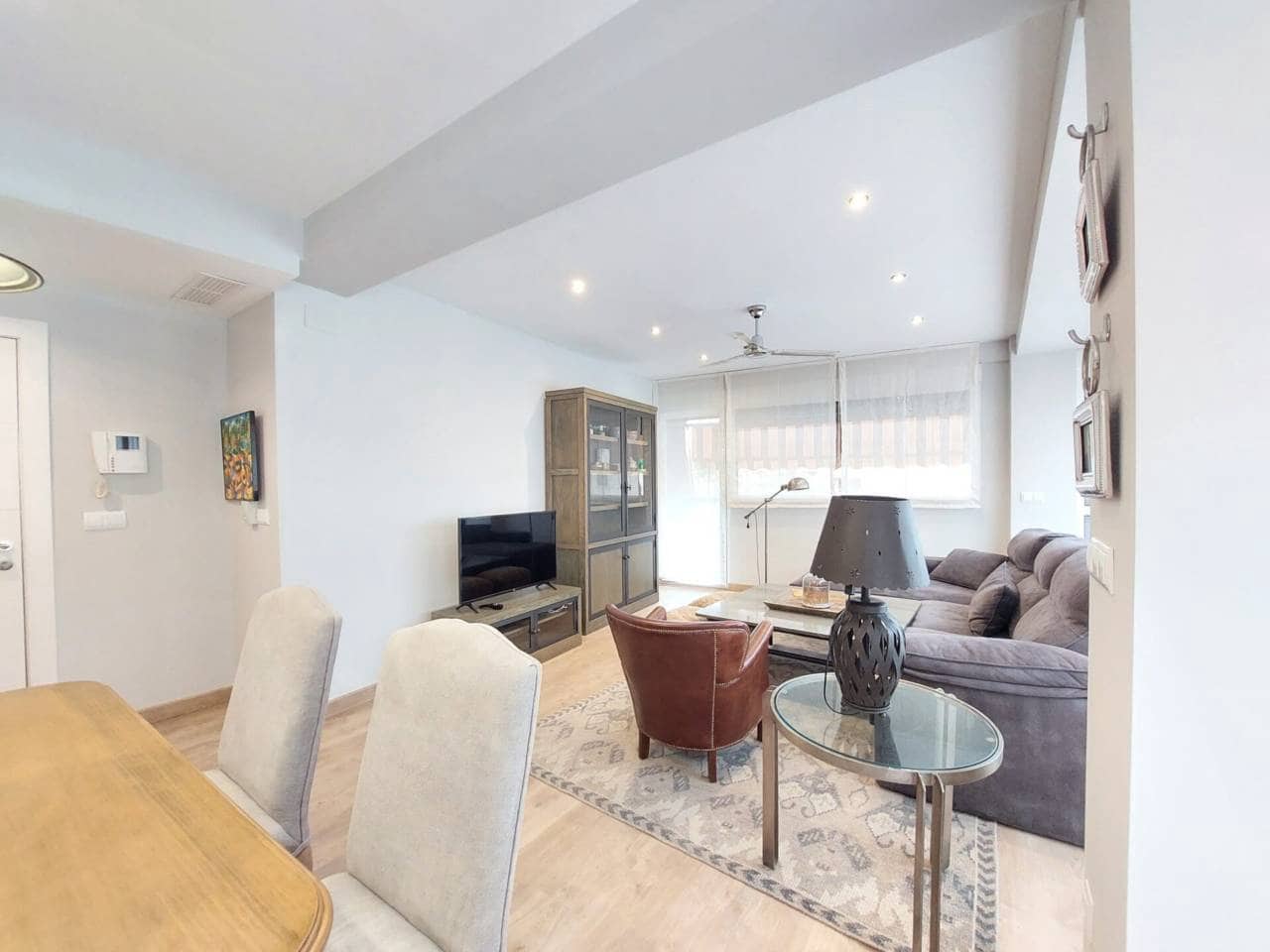 2 soveværelse Lejlighed til leje i Alicante by - € 1.650 (Ref: 9290033)