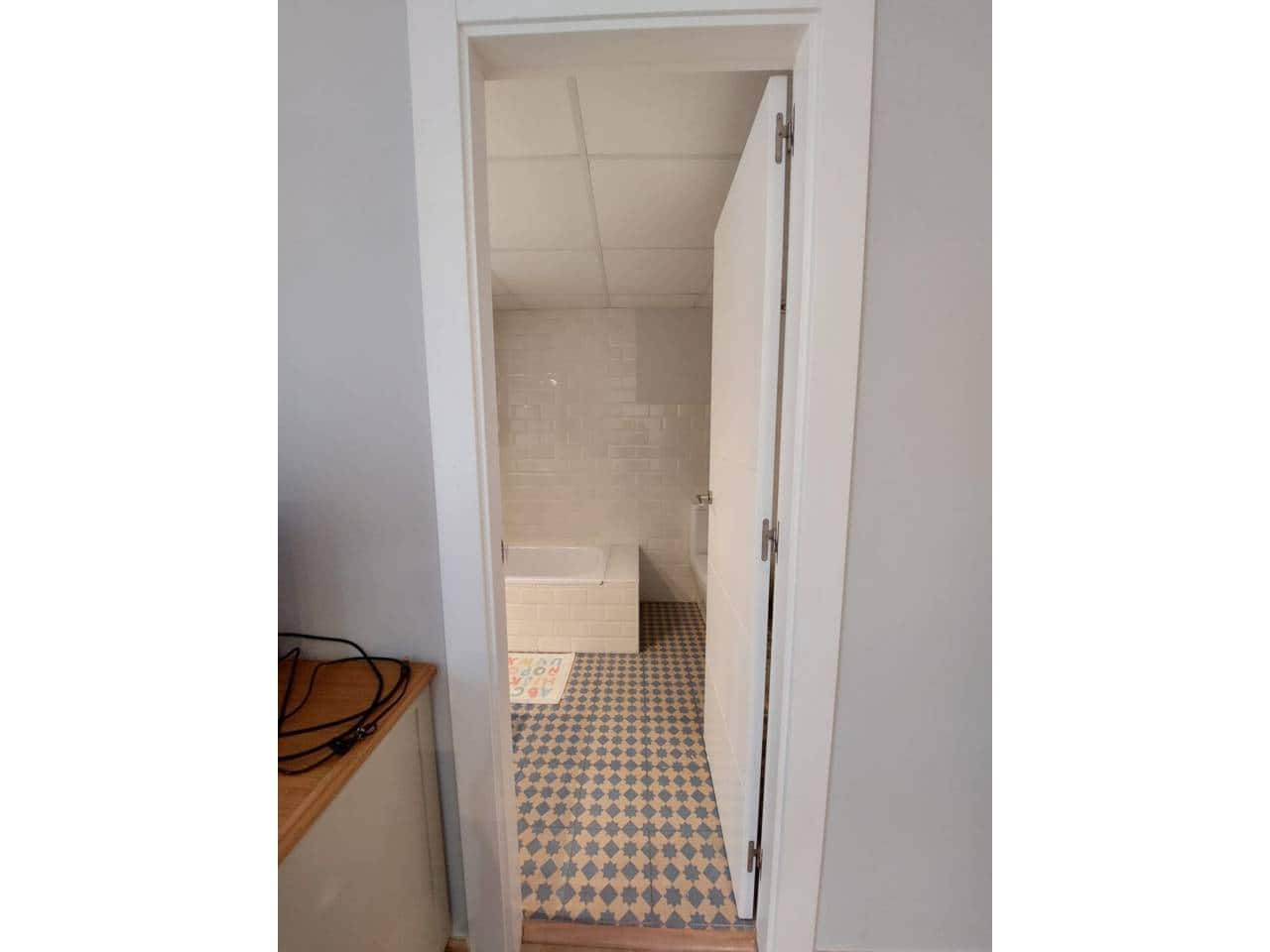 2 soveværelse Lejlighed til leje i Alicante by - € 1.650 (Ref: 9290033)