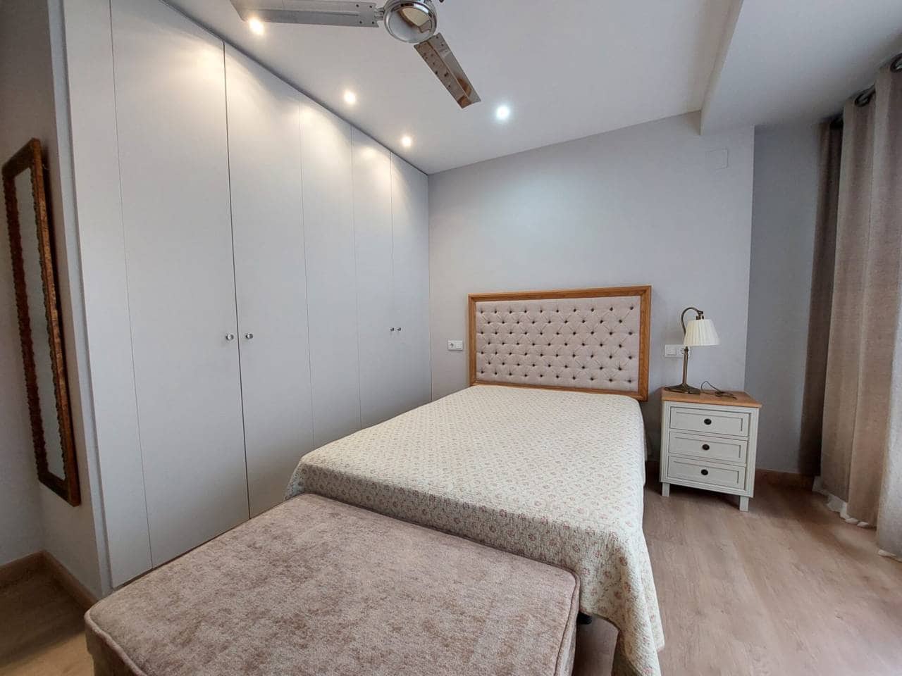 2 soveværelse Lejlighed til leje i Alicante by - € 1.650 (Ref: 9290033)